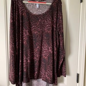 LulaRoe 2x Lynnae long sleeve top